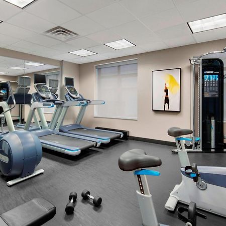 Fairfield Inn And Suites Chicago Downtown/ Magnificent Mile Bagian luar foto