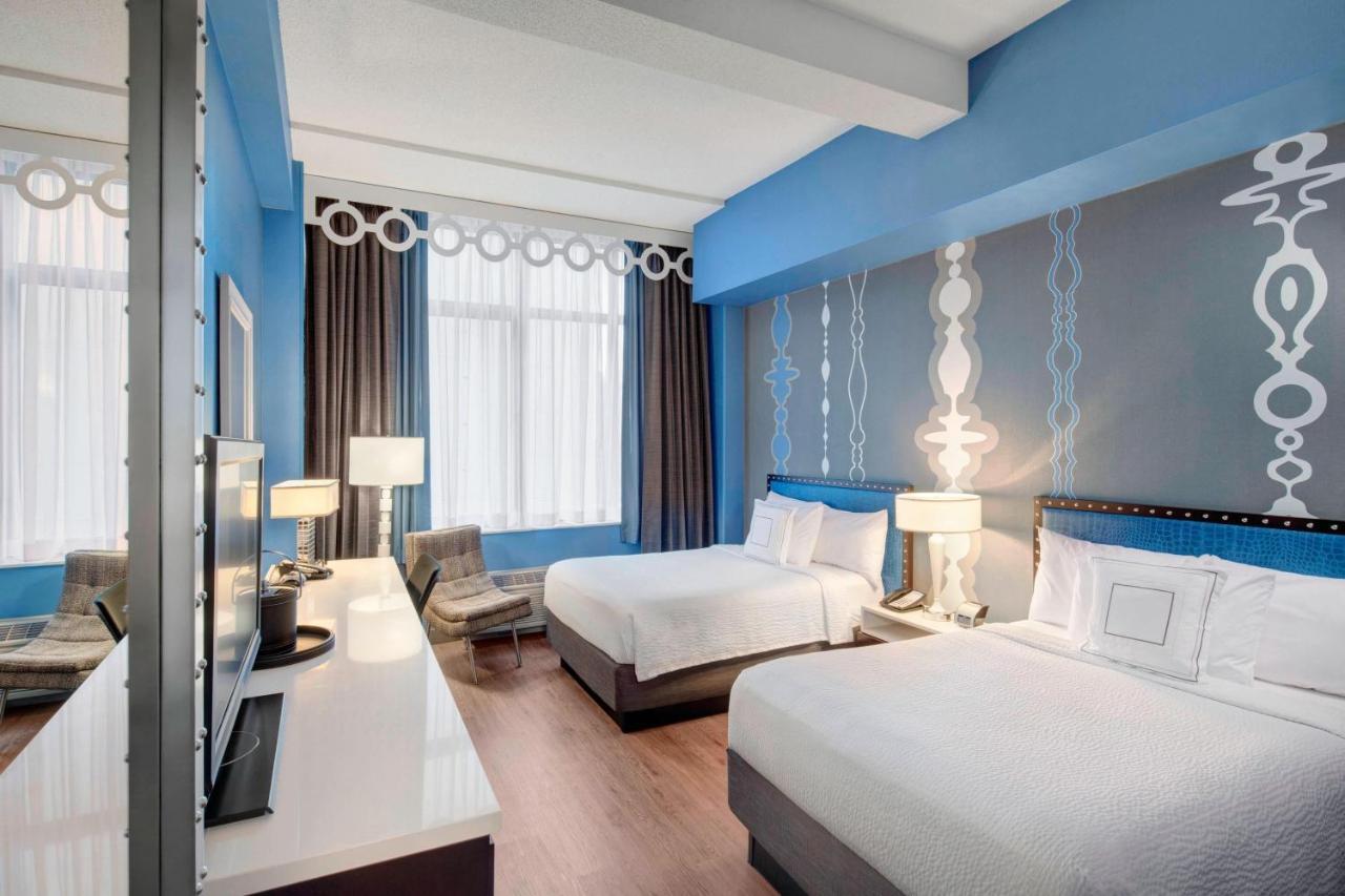 Fairfield Inn And Suites Chicago Downtown/ Magnificent Mile Bagian luar foto