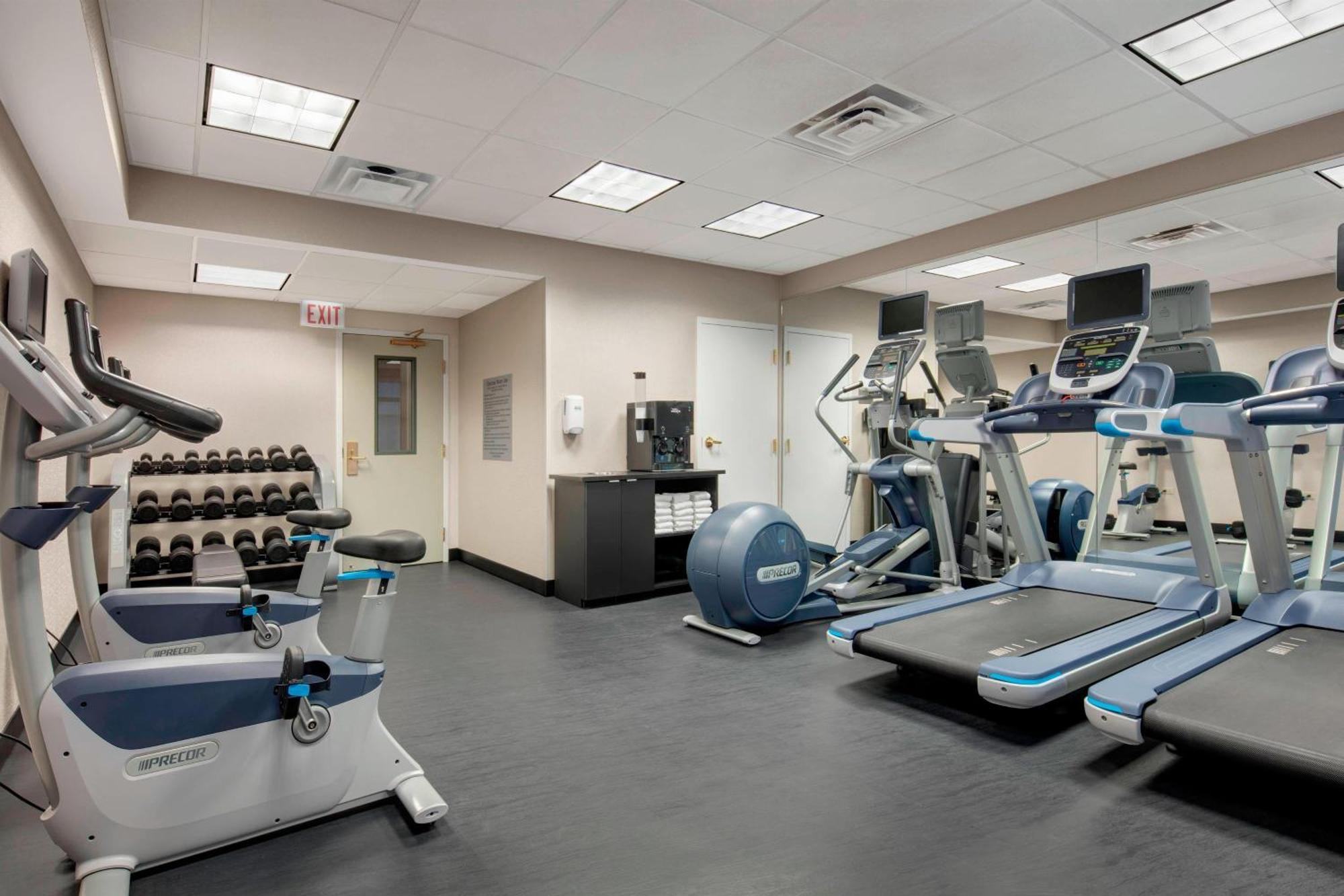 Fairfield Inn And Suites Chicago Downtown/ Magnificent Mile Bagian luar foto